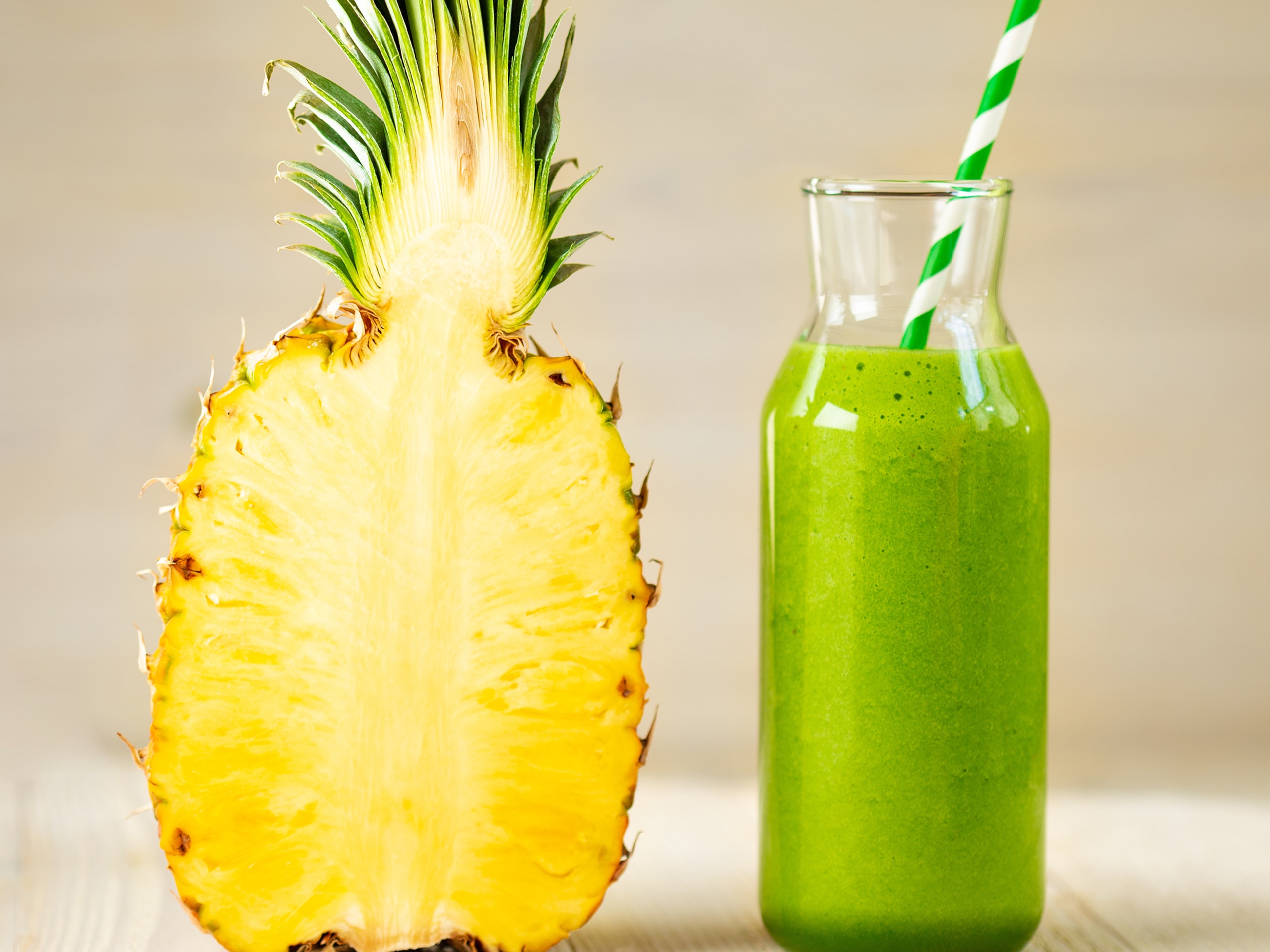 chopped-Pinapple-smoothie