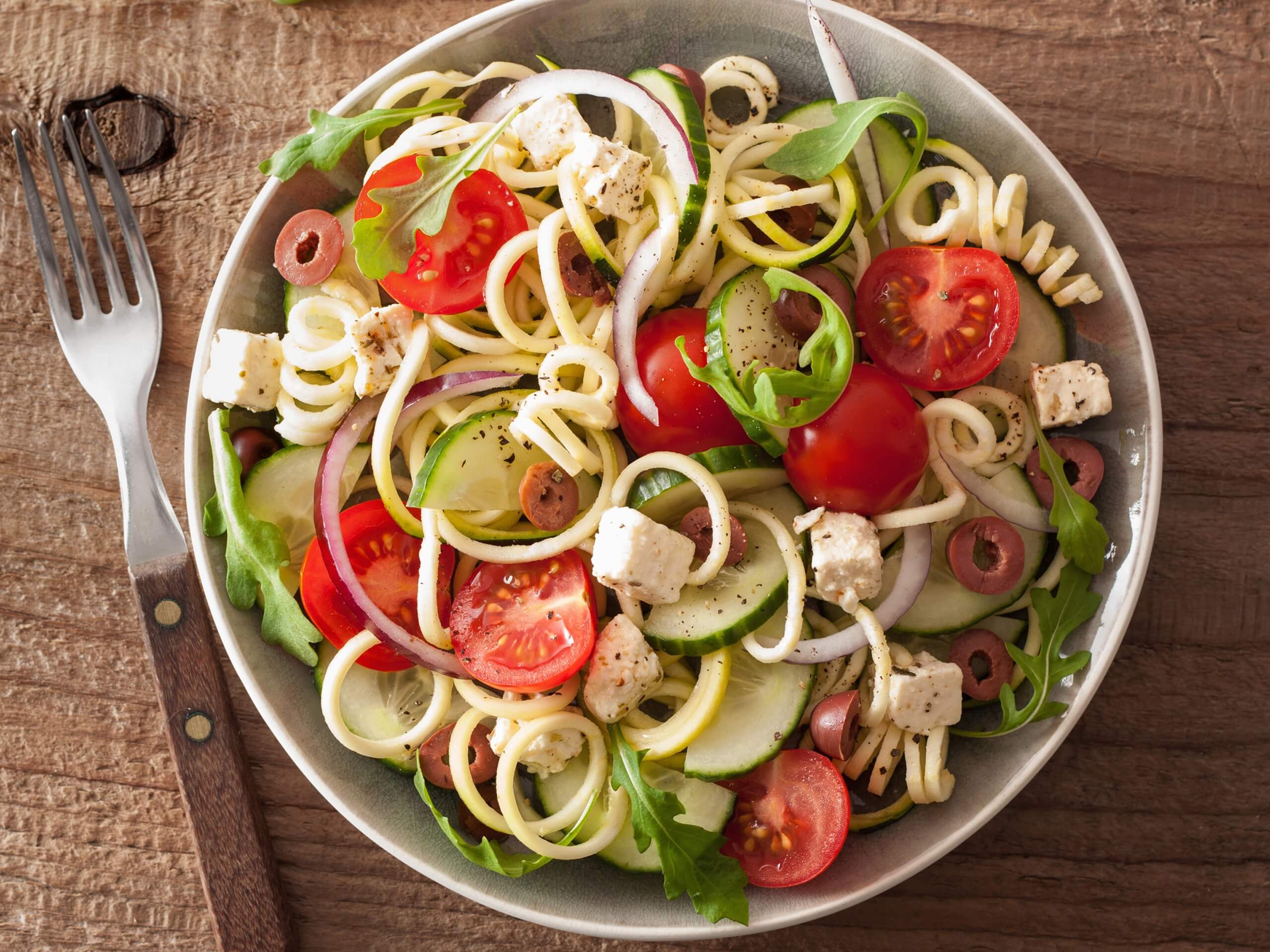 zucchini-spiral-greek-salad